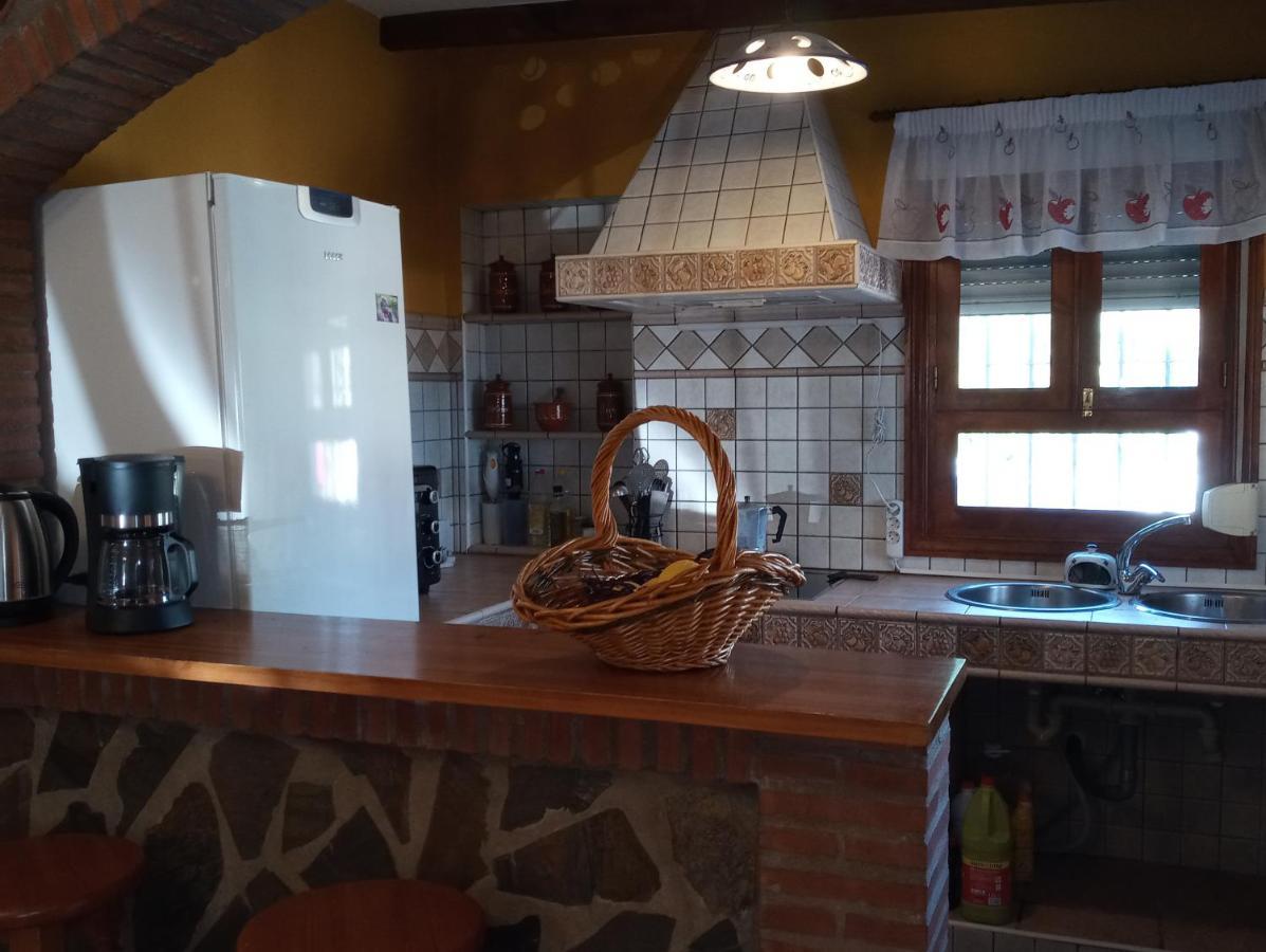 Casa Torre Del Manzano Villa Торокс Екстериор снимка